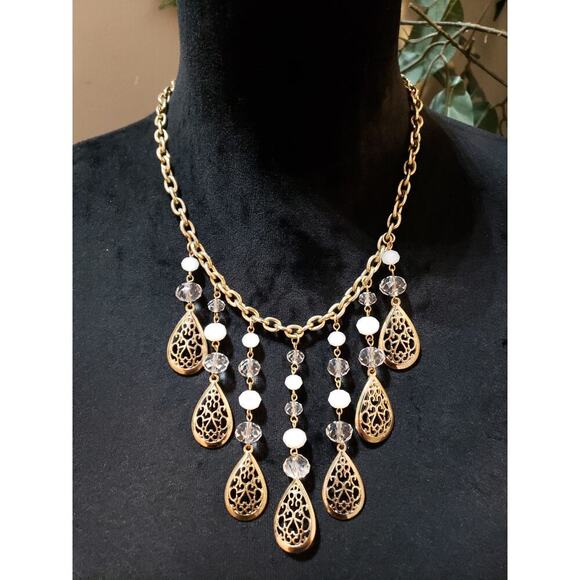 Womens Gold Tone Glass Acrylic Beads Filigree Teardrop Fringe Statement Necklace - Picture 2 of 7